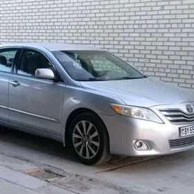 Toyota Camry 2010