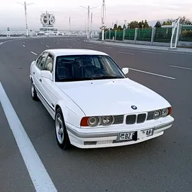 BMW 525 1990