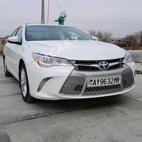 Toyota Camry 2016