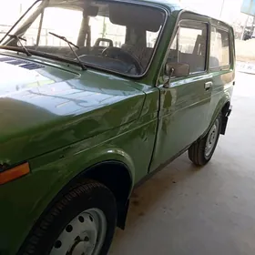 Lada Niva 1987