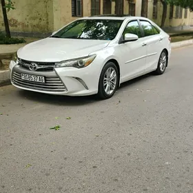 Toyota Camry 2016