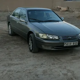 Toyota Camry 2000