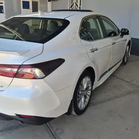 Toyota Camry 2018