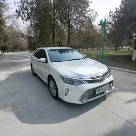 Toyota Camry 2017