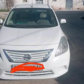 Nissan Sunny 2013