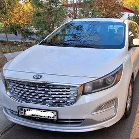 Kia Sedona 2019