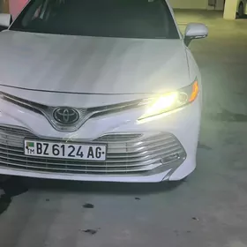 Toyota Camry 2020