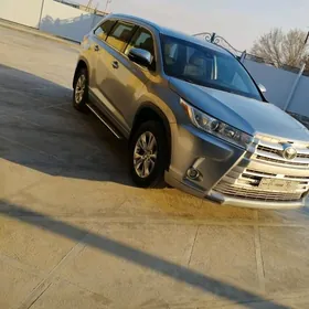 Toyota Highlander 2018