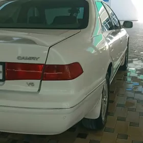 Toyota Camry 2000