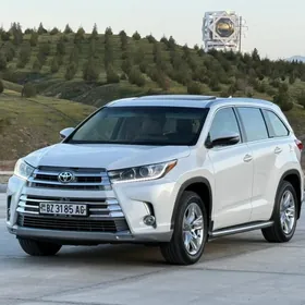 Toyota Highlander 2017