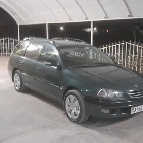 Toyota Avensis 1999