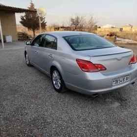 Toyota Avalon 2005