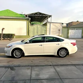 Toyota Avalon 2013