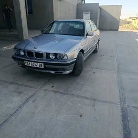 BMW 525 1990