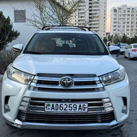 Toyota Highlander 2018