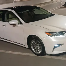 Lexus ES 350 2016