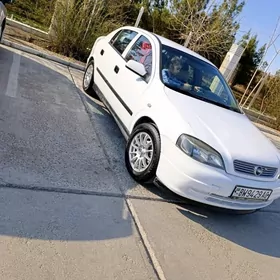 Opel Astra 2003