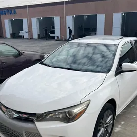 Toyota Camry 2016