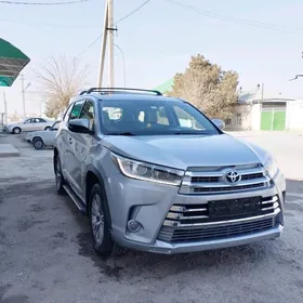 Toyota Highlander 2015