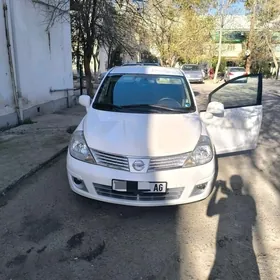 Nissan Versa 2009