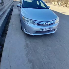 Toyota Camry 2012