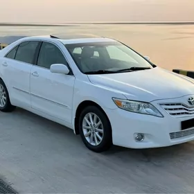 Toyota Camry 2011