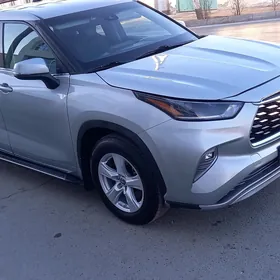 Toyota Highlander 2022