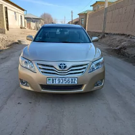 Toyota Camry 2011