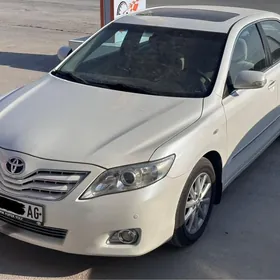 Toyota Camry 2010