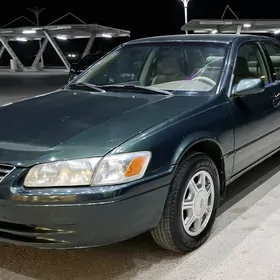 Toyota Camry 1999