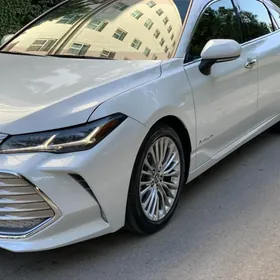 Toyota Avalon 2019