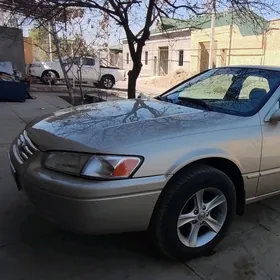 Toyota Camry 1999