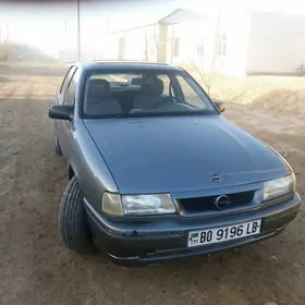 Opel Vectra 1989