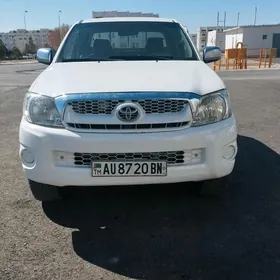 Toyota Hilux 2010