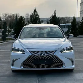 Lexus ES 350 2021