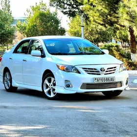 Toyota Corolla 2013