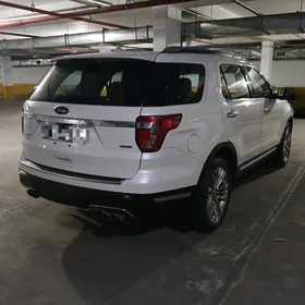 Ford Explorer 2018