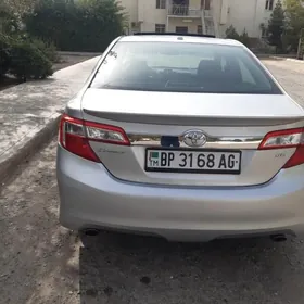 Toyota Camry 2012