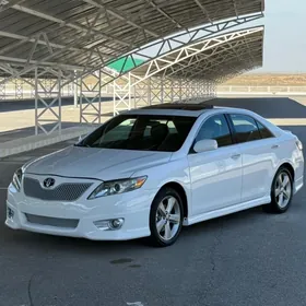 Toyota Camry 2011