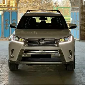 Toyota Highlander 2019