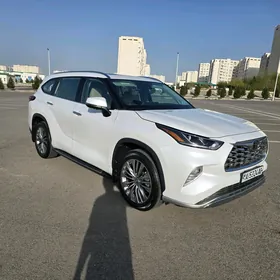 Toyota Highlander 2020