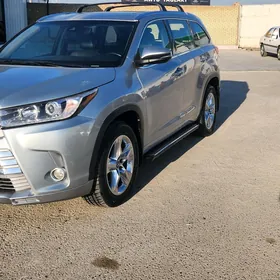 Toyota Highlander 2018