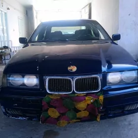 BMW 320 1992