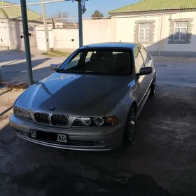 BMW E39 2002