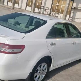 Toyota Camry 2011