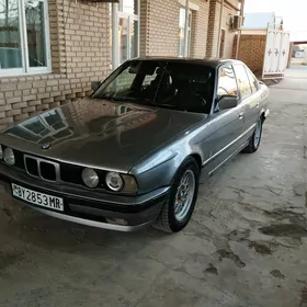 BMW 525 1992