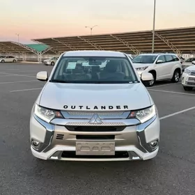 Mitsubishi Outlander 2024