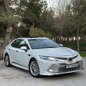 Toyota Camry 2018