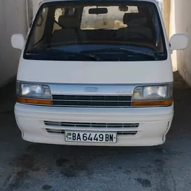 Toyota Hiace 1990