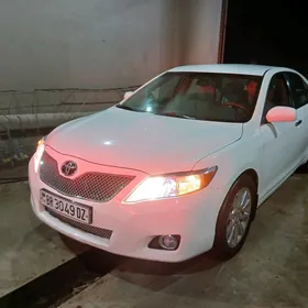 Toyota Camry 2011